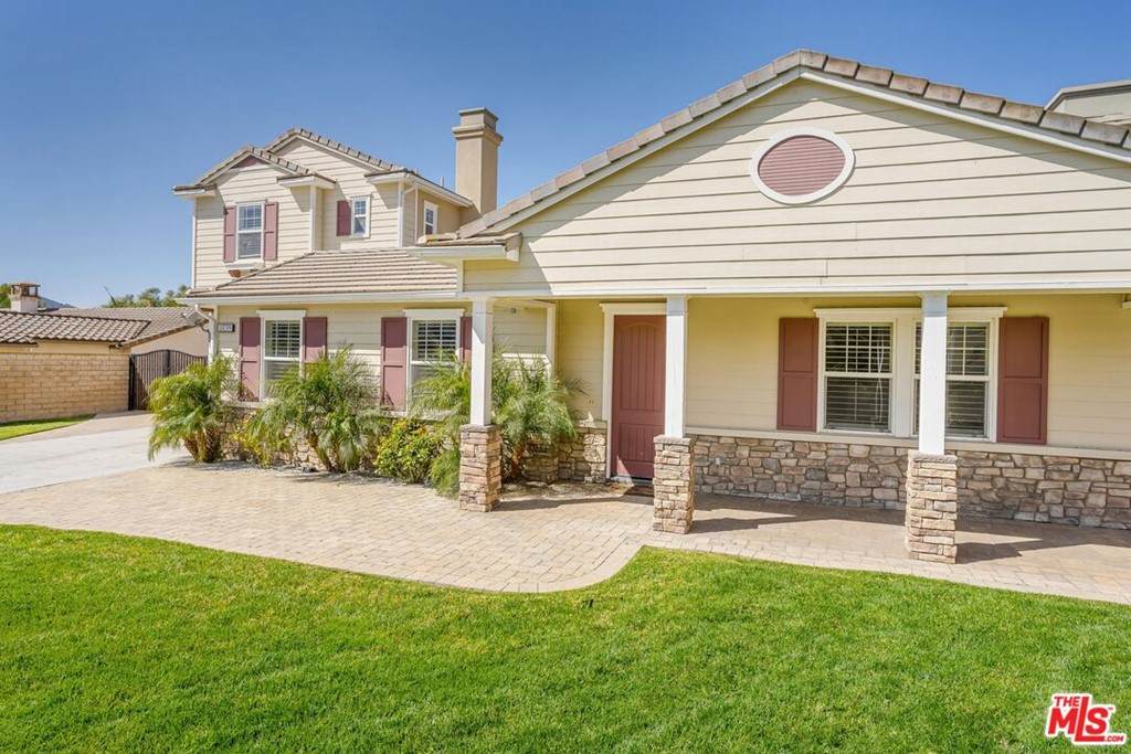 1859 Tuscan Grove Place - Photo 1