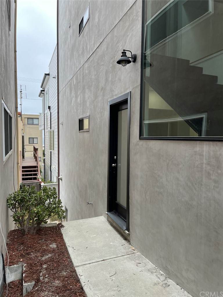 1619 Monterey Blvd - Photo 1