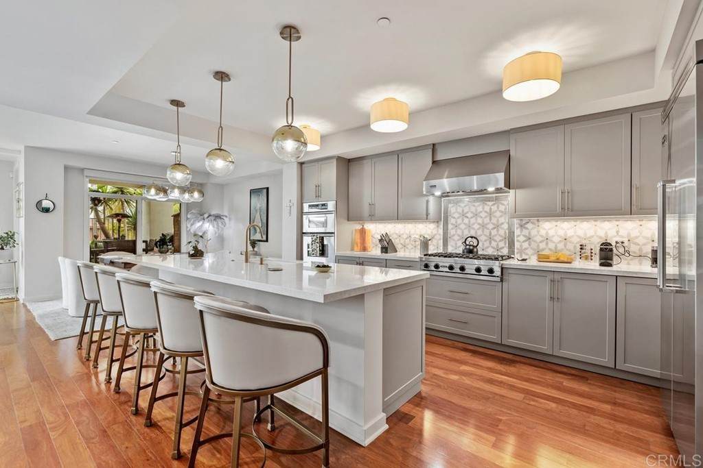 5450 La Jolla Blvd - Photo 1