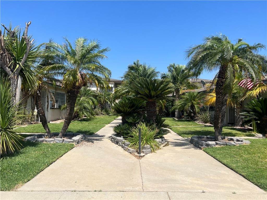 670 2nd Avenue - Photo 1