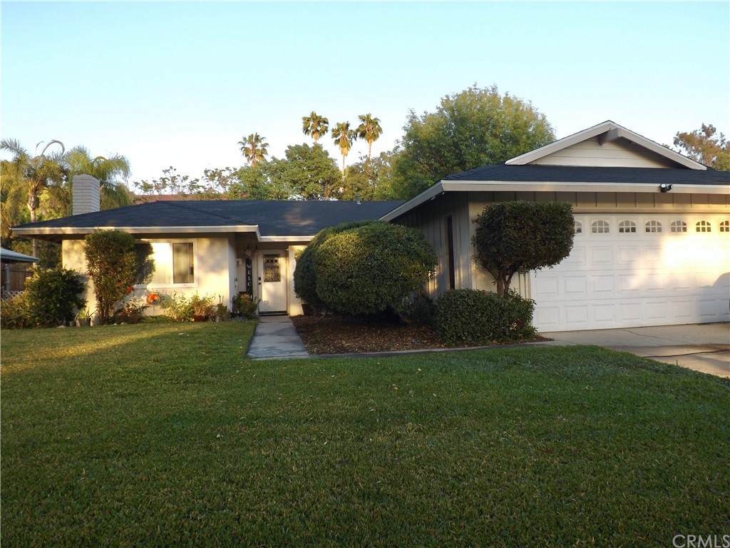 6080 Meadowbrook Lane - Photo 1