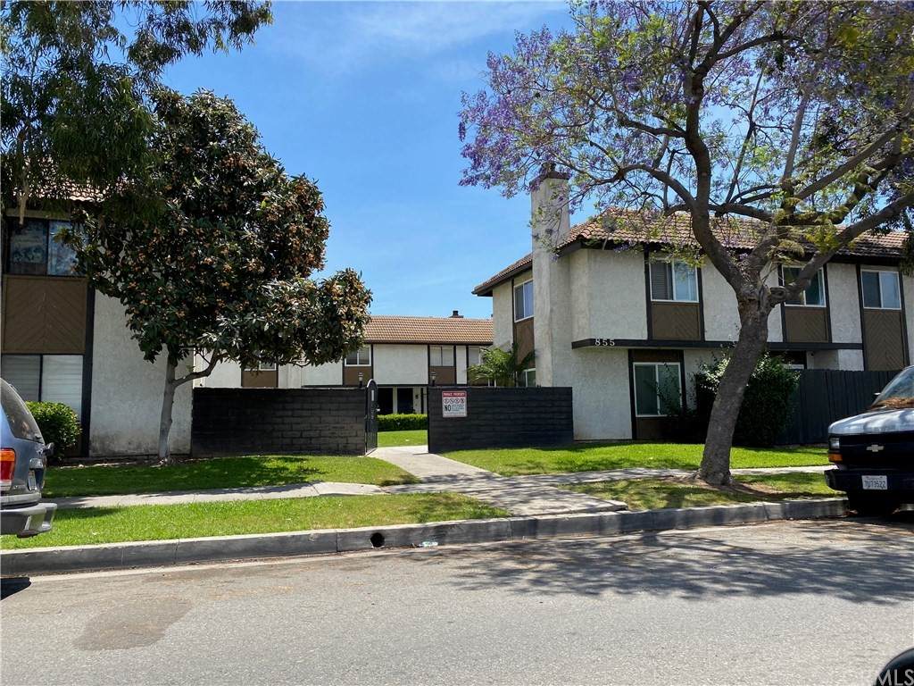 855 Lemon Street - Photo 1