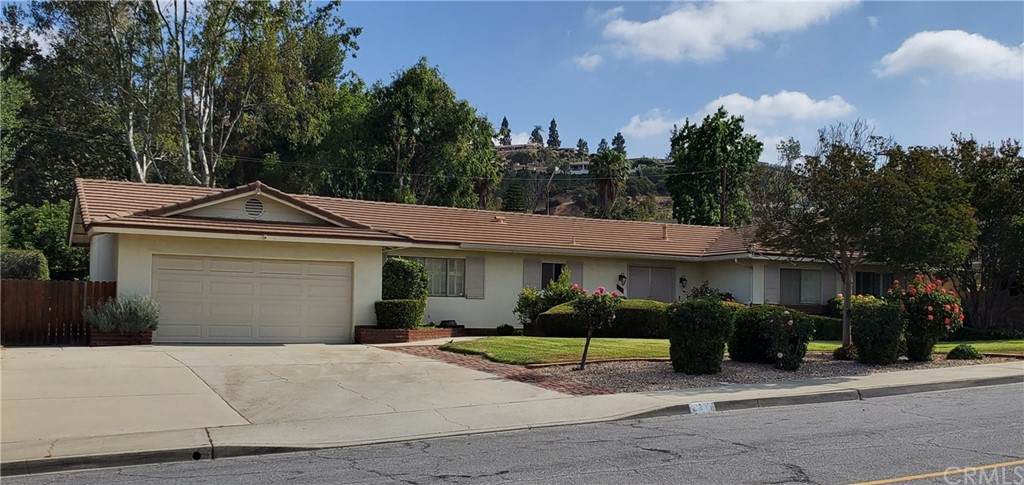 2381 Silver Tree - Photo 1