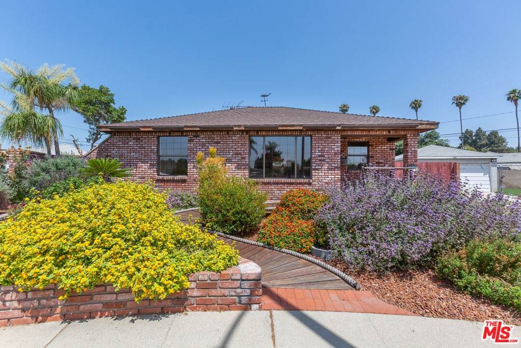 6163 Lime Avenue - Photo 1