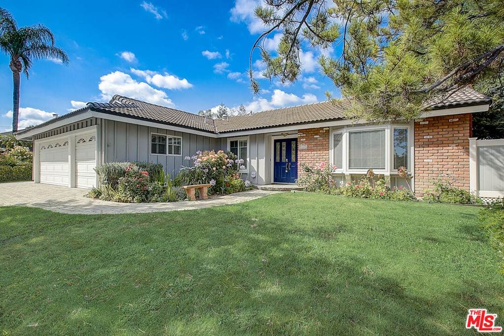 1460 Uppingham Drive - Photo 1