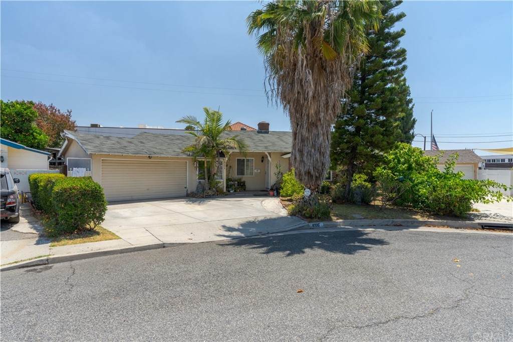 4106 Sarilee Avenue - Photo 1
