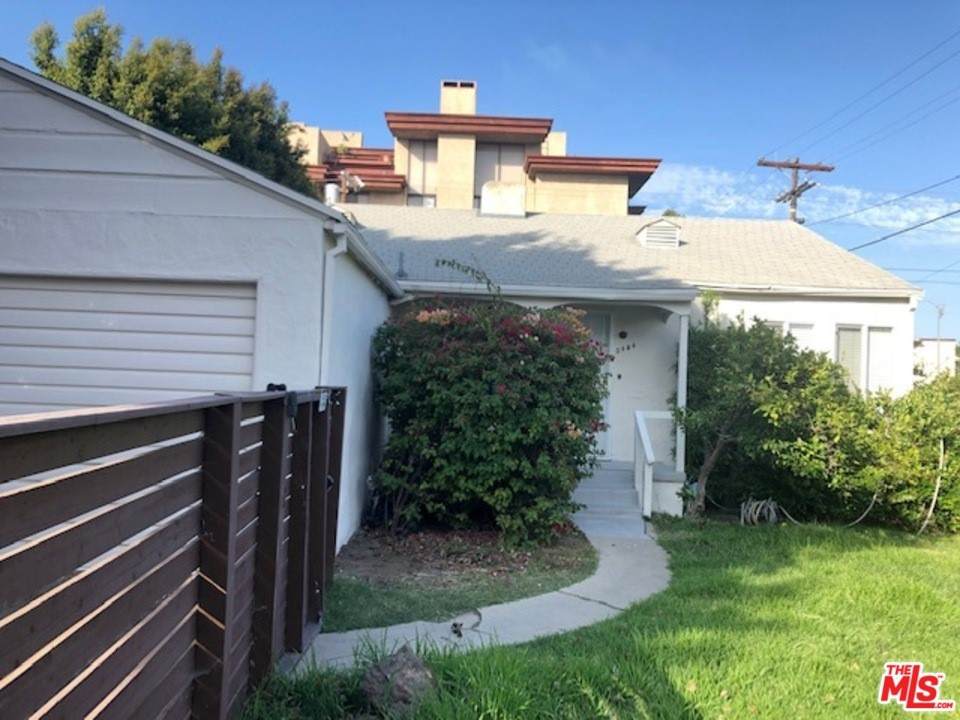 3484 Bentley Avenue - Photo 1