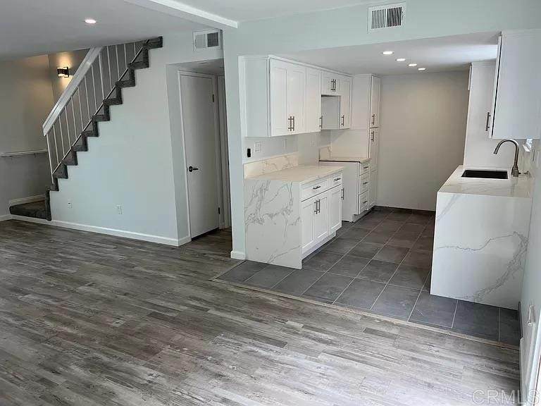 182 Leucadia Boulevard - Photo 1