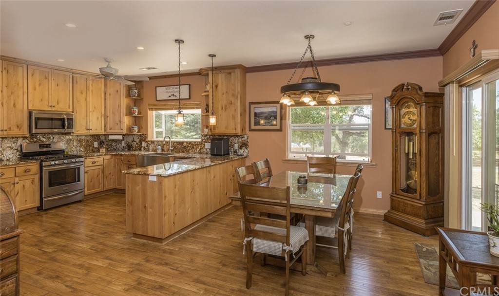 5722 Darrah Road - Photo 1