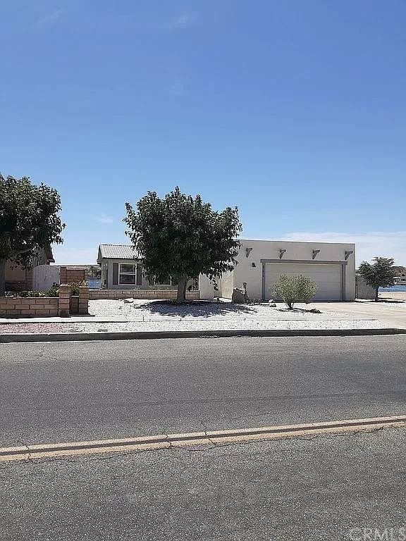 27616 Lakeview Drive - Photo 1