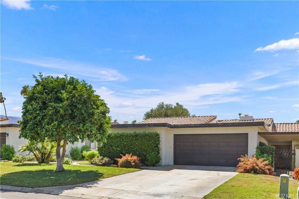 18 El Toro Drive - Photo 1