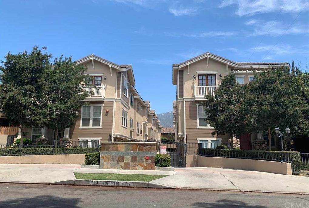 719 Arcadia Avenue - Photo 1