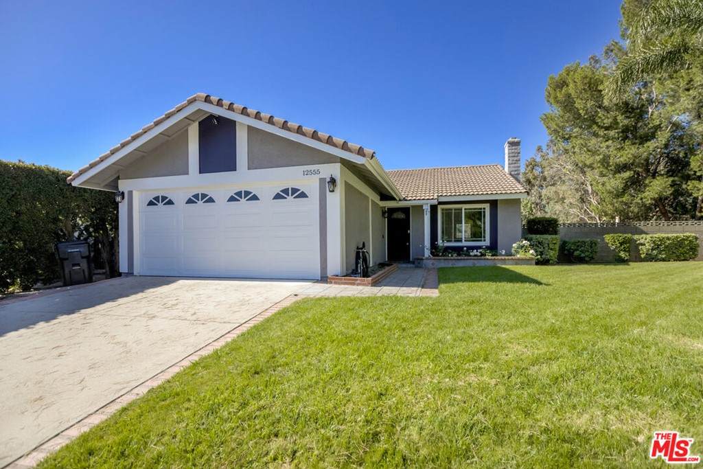 12555 Barberry Street - Photo 1