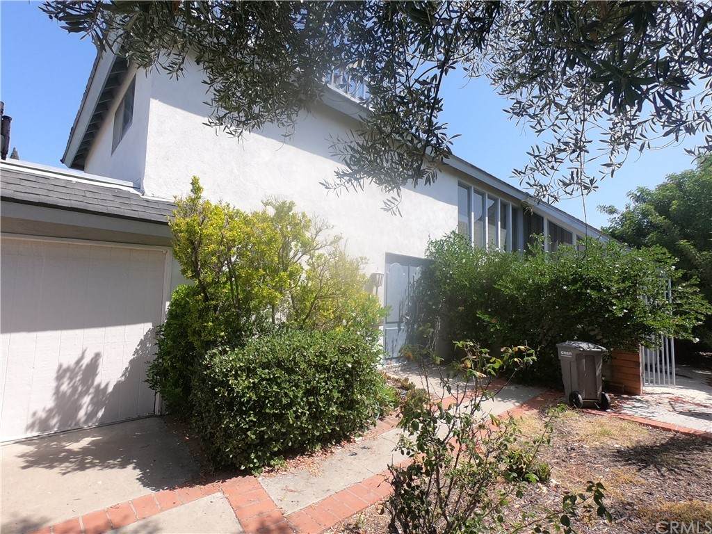 23295 Downland Road - Photo 1