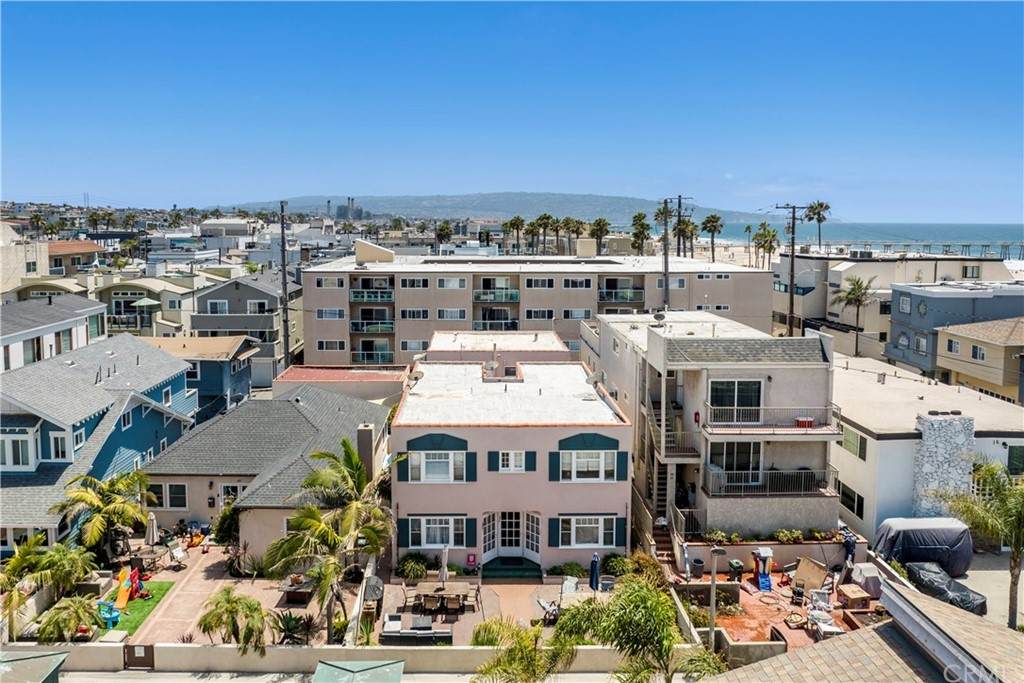 32 16 Street - Photo 1