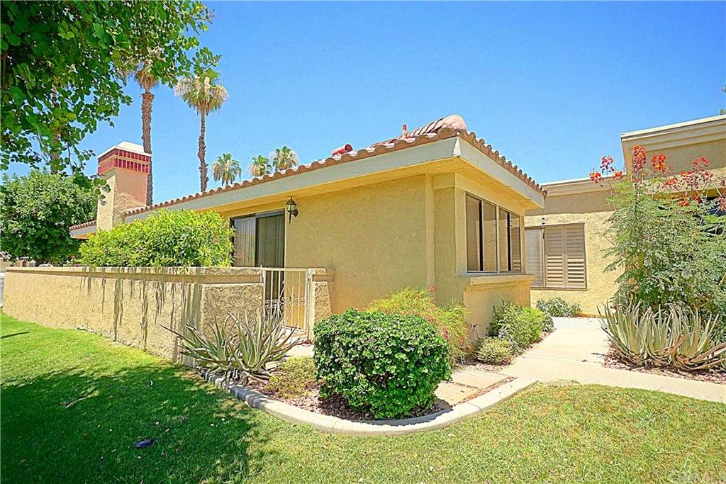 41635 Navarre Court - Photo 1