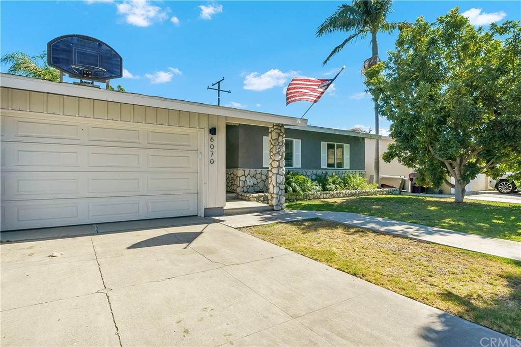 6070 Belen Street - Photo 1