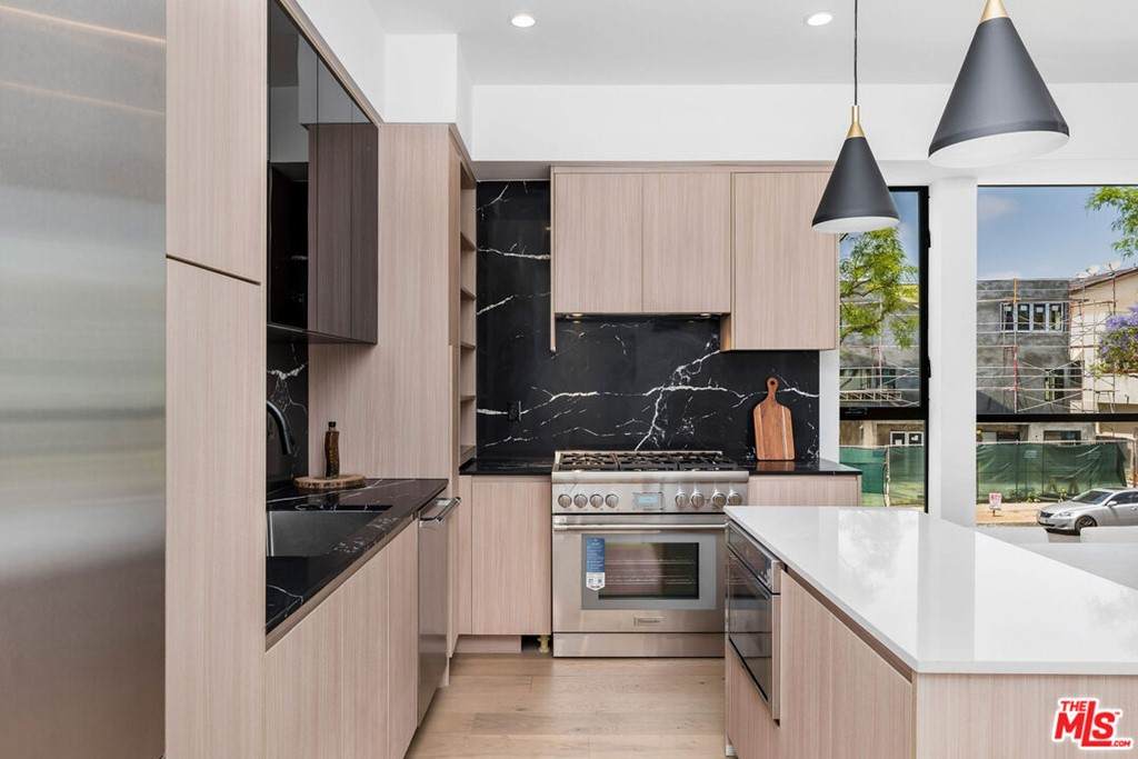 1138 Detroit Street - Photo 1