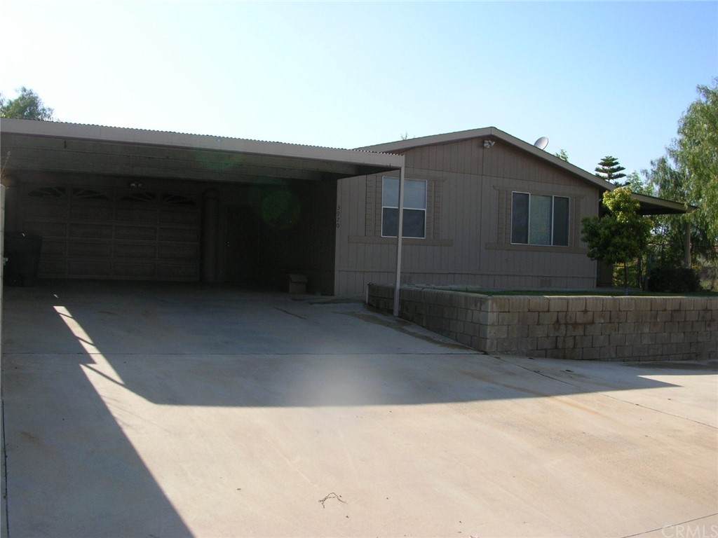 3920 Howe Street - Photo 1