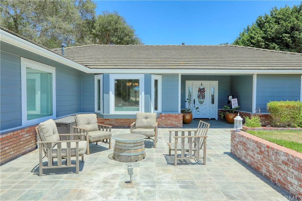 520 Karl Court - Photo 1