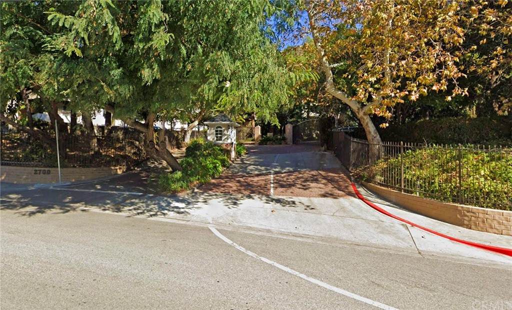 2700 Cahuenga Boulevard - Photo 1