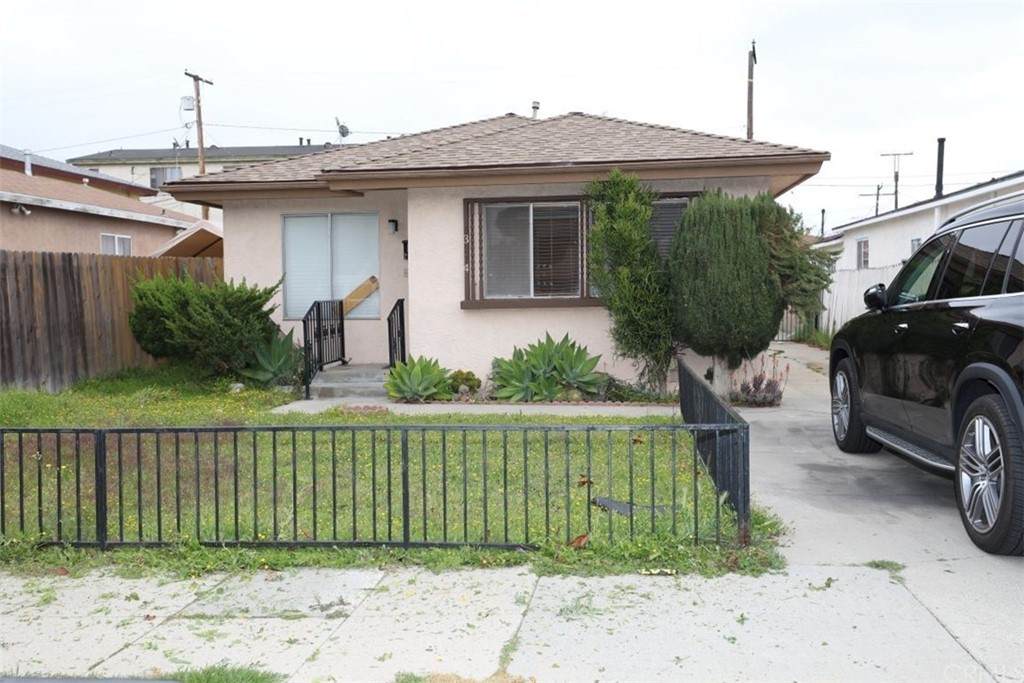 13114 Cordary Avenue - Photo 1