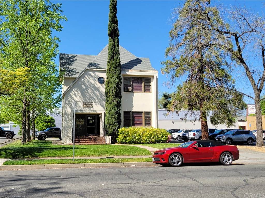 1440 Lincoln Street - Photo 1