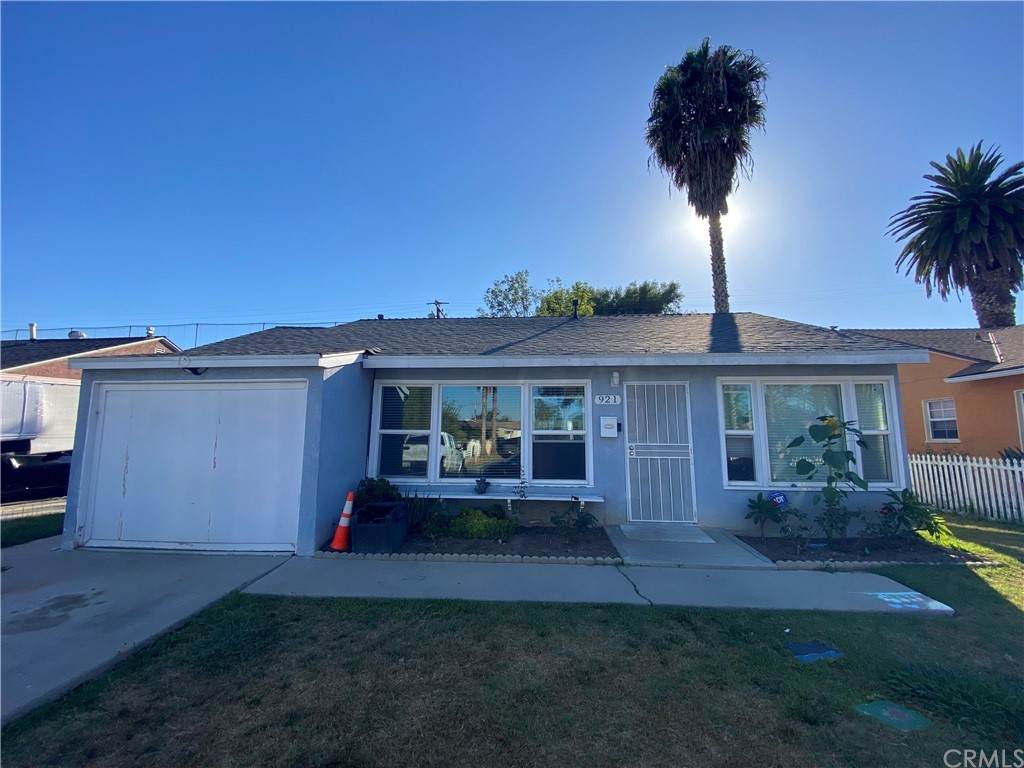 921 Aprilia Avenue - Photo 1