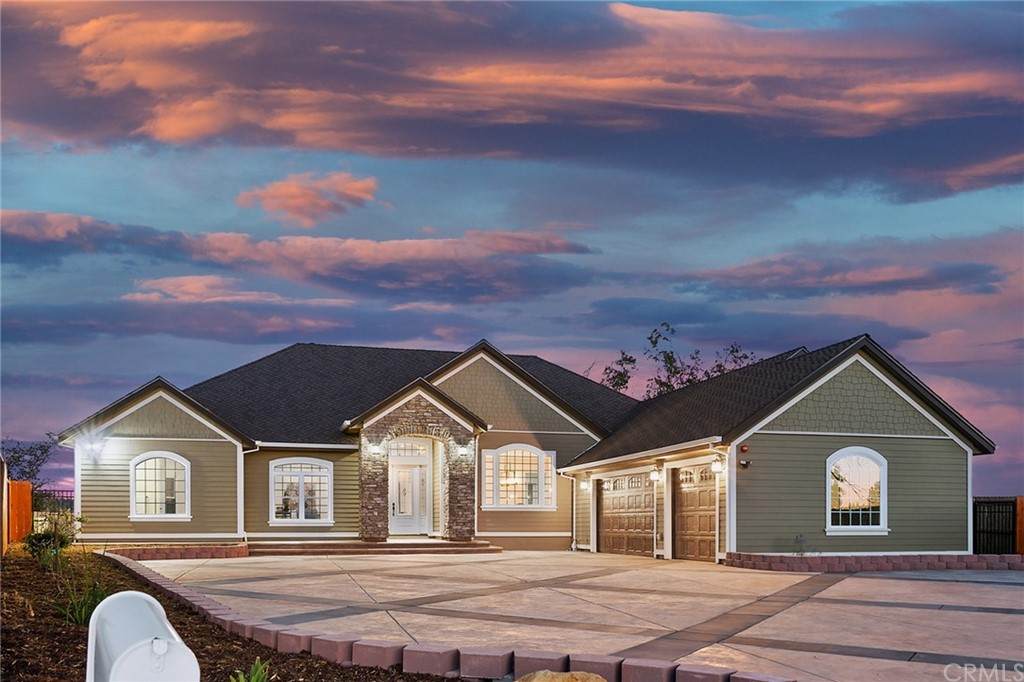 5132 Feather Rock Court - Photo 1