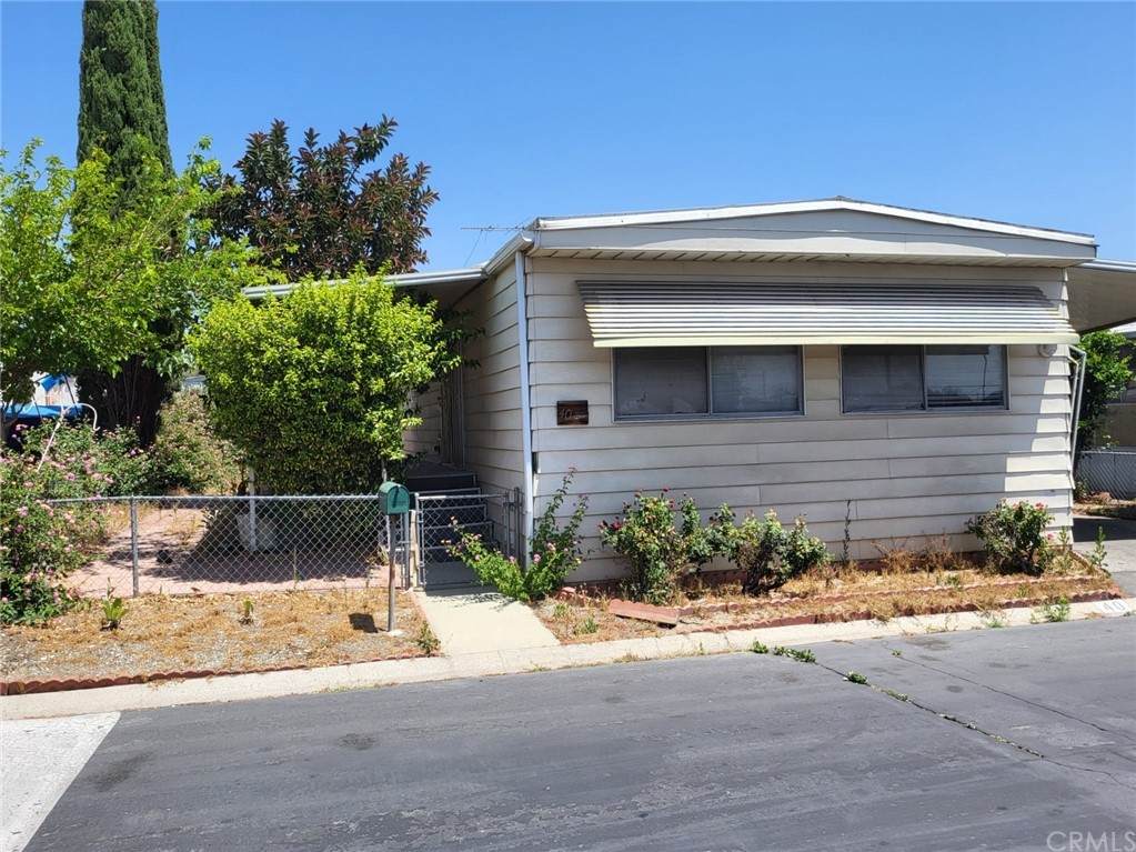 2744 Rialto Avenue - Photo 1