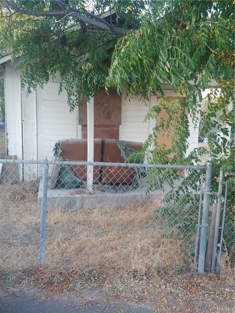 261 Stephen Street - Photo 1