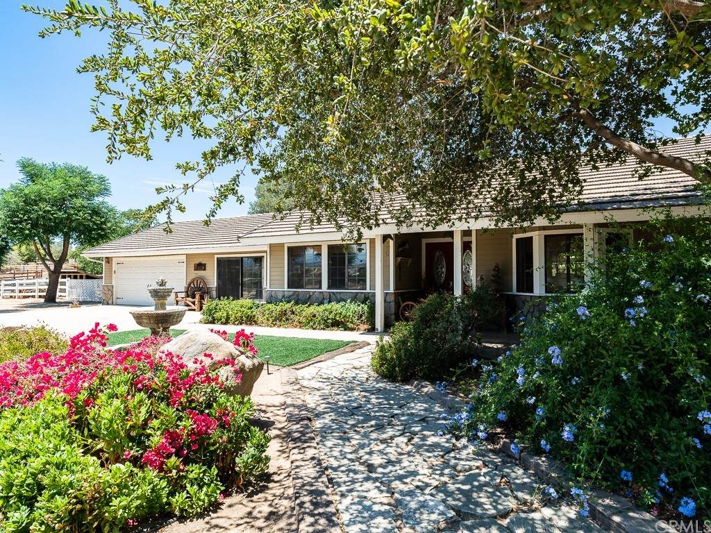 37035 Yuma Lane - Photo 1