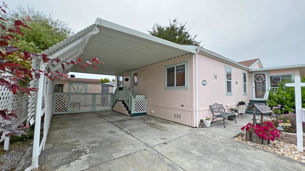 11 Sand Dollar Court - Photo 1