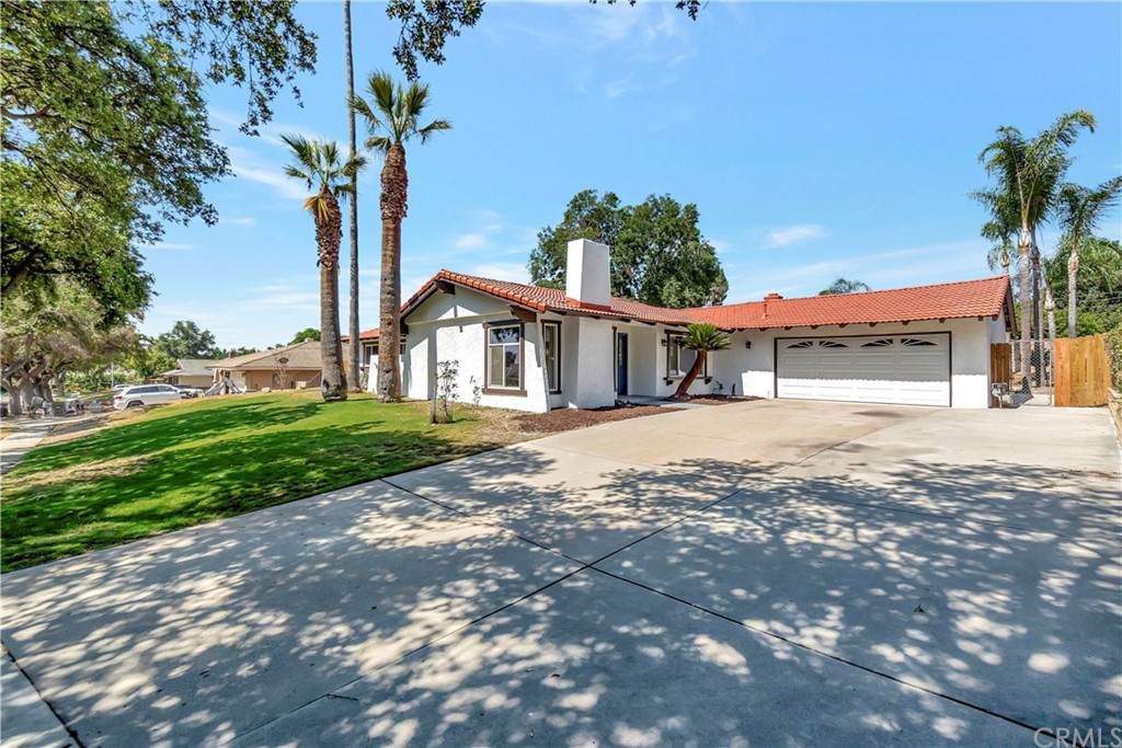 1931 Vallejo Way - Photo 1