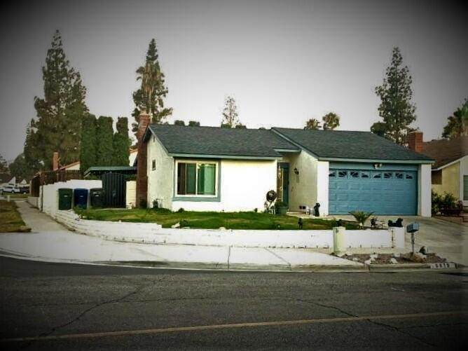 6875 Crest Avenue - Photo 1
