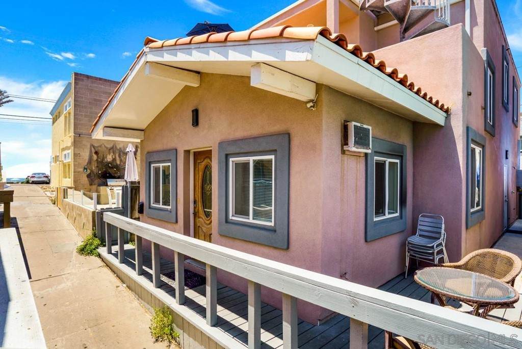 724 Pismo Ct - Photo 1