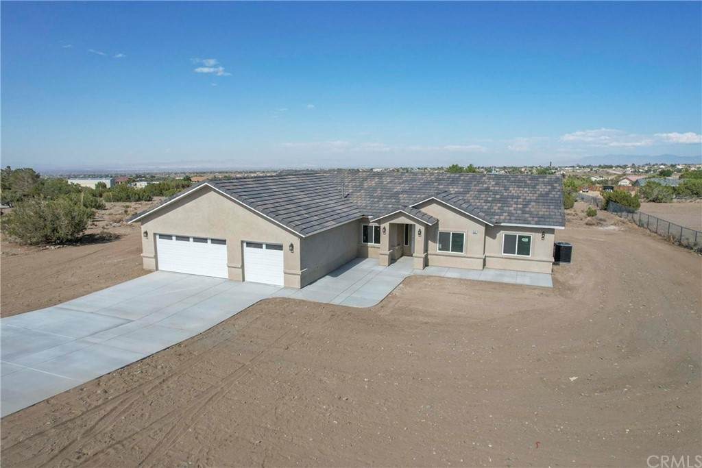 9501 Burbank Rd - Photo 1