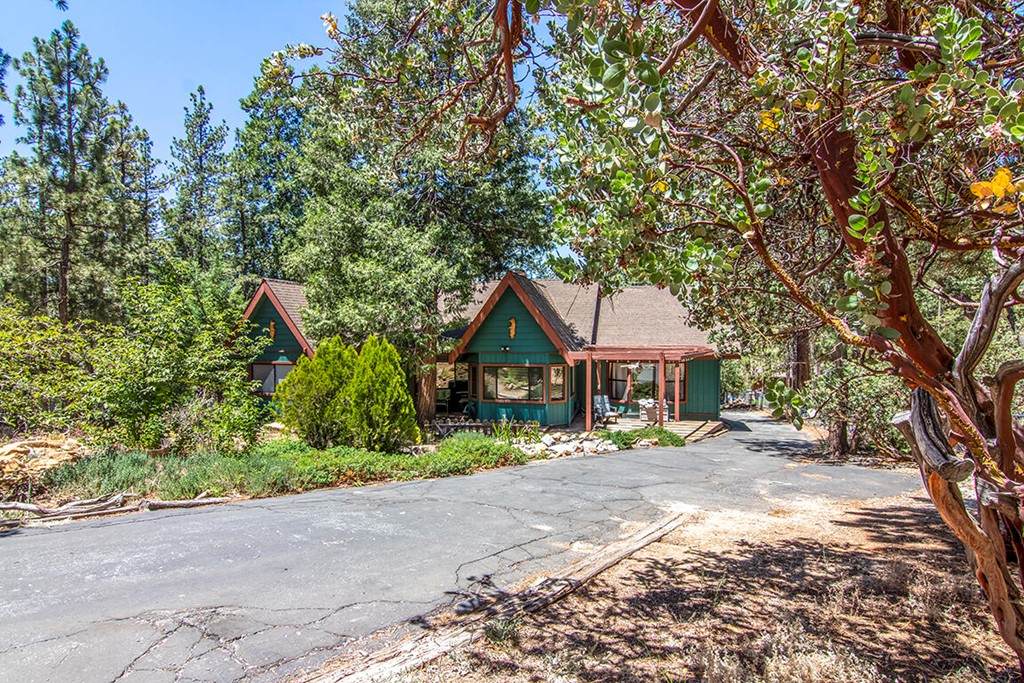 25215 Glen Road - Photo 1