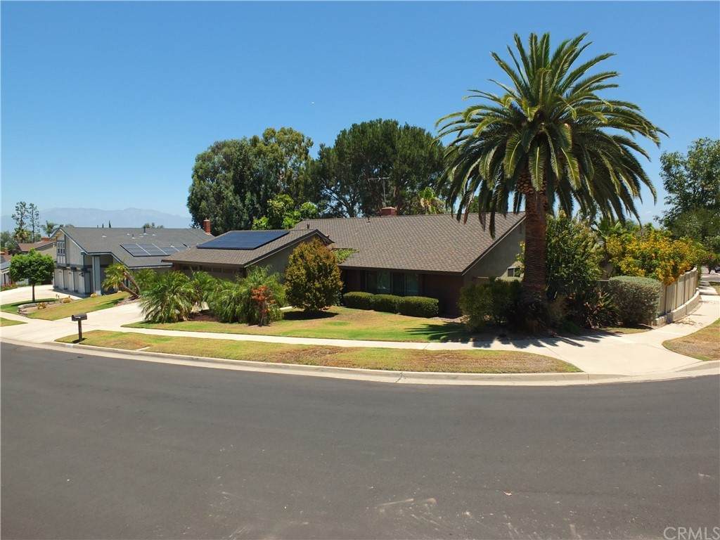 1989 Moreno Avenue - Photo 1