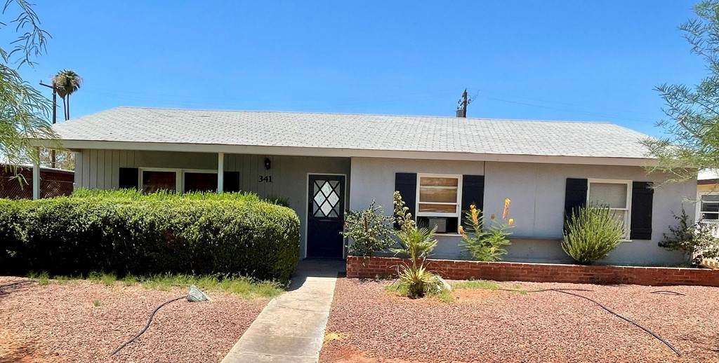 341 Palm Drive - Photo 1