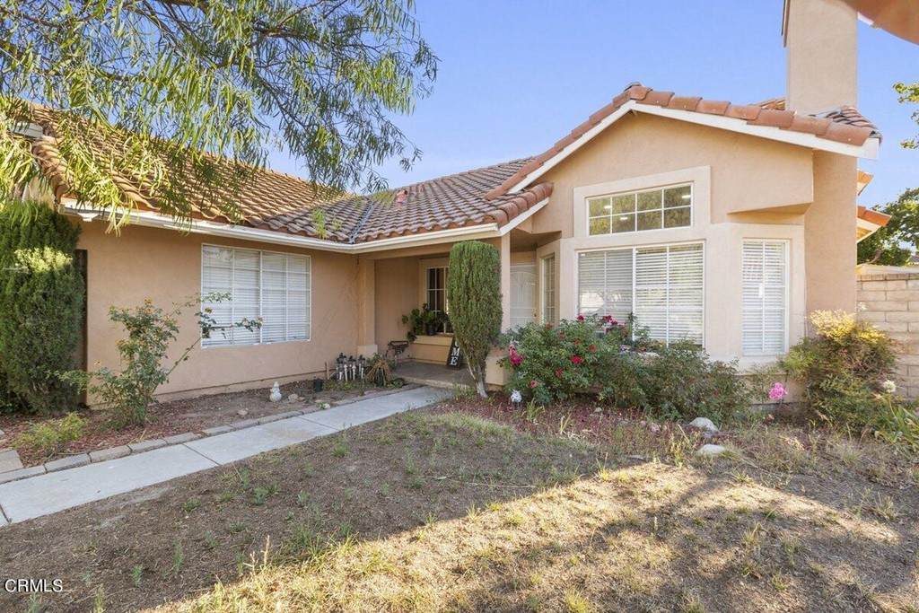 407 Sierra Vista Avenue - Photo 1