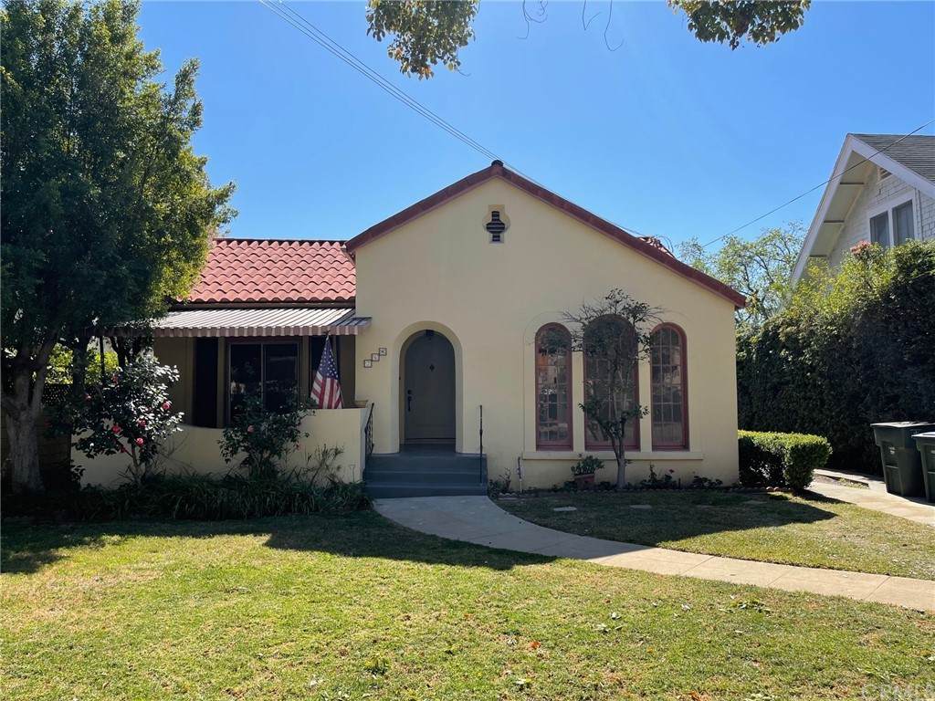 264 Bellevue Drive - Photo 1