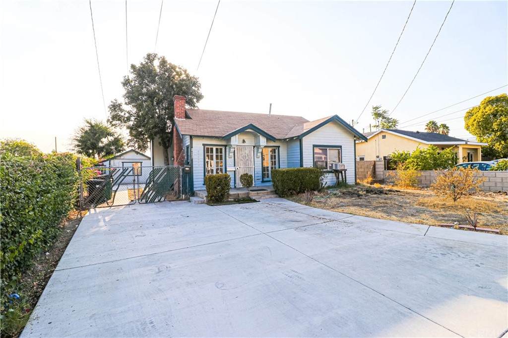 3835 Stewart Avenue - Photo 1