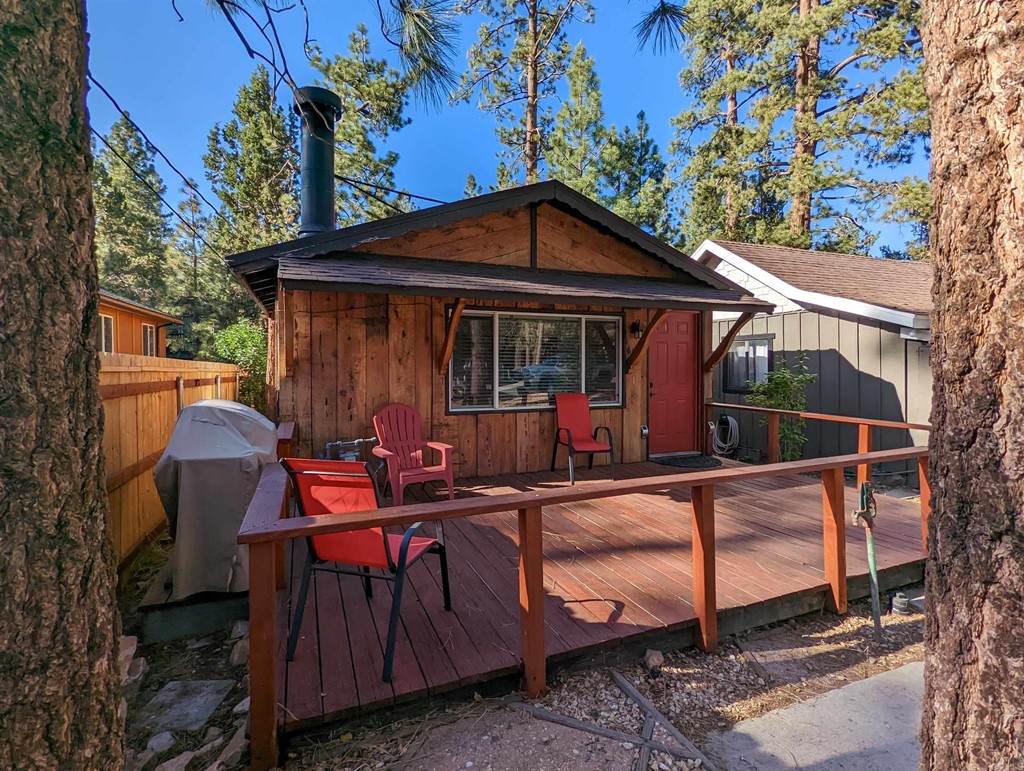 619 Elysian - Photo 1