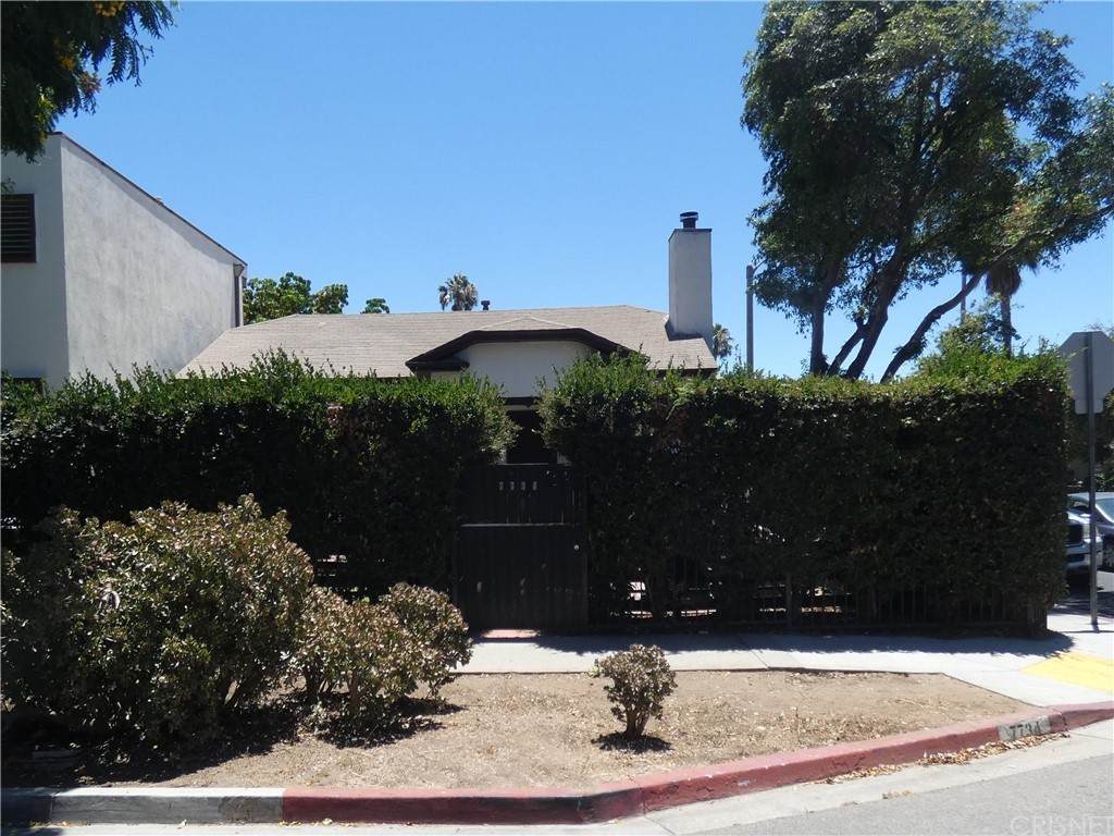 7734 Lexington Avenue - Photo 1