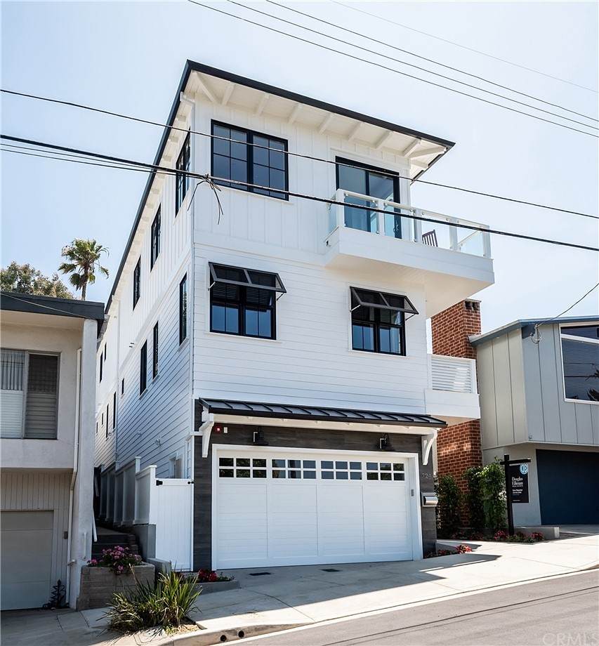 724 13th Street - Photo 1