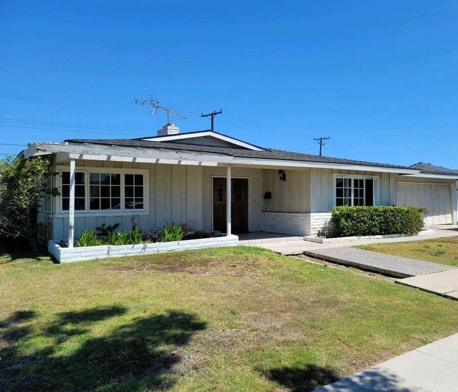 2922 Ellesmere Avenue - Photo 1