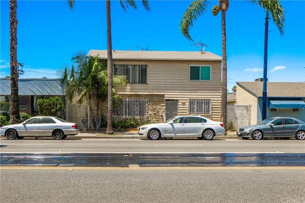 815 Pacific Avenue - Photo 1