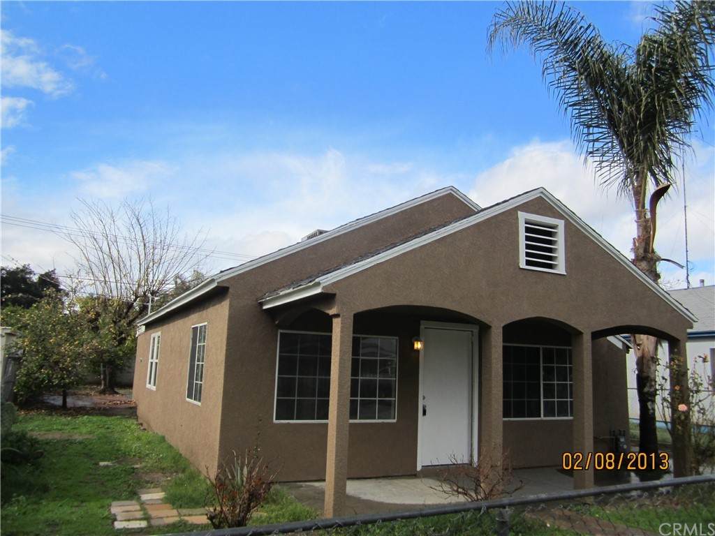 919 Iowa Avenue - Photo 1