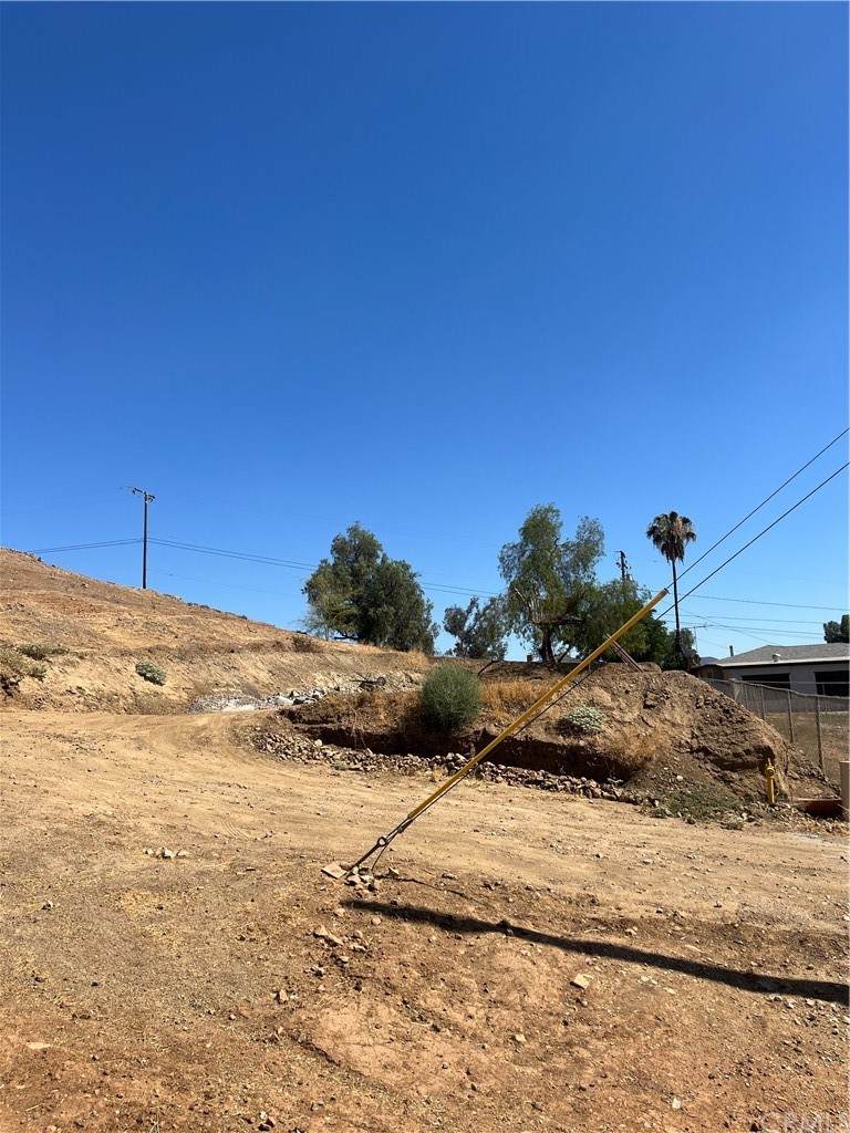 409 Johnson Ln - Photo 1